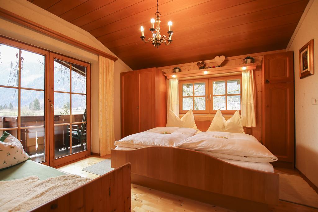 Haus Hohenwarter Lofer Ruang foto